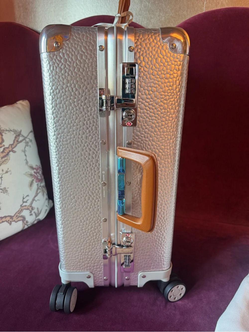 RIMOWA Hammerschlag Cabin | 9739001800 | Rare | Limited Edition, Only 1,898 NWT